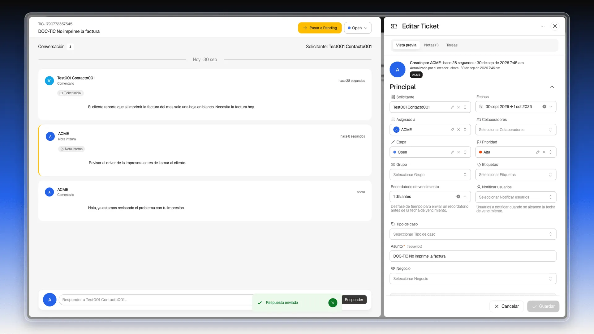 Ficha de un ticket con la conversación a la izquierda y el panel Editar Ticket a la derecha