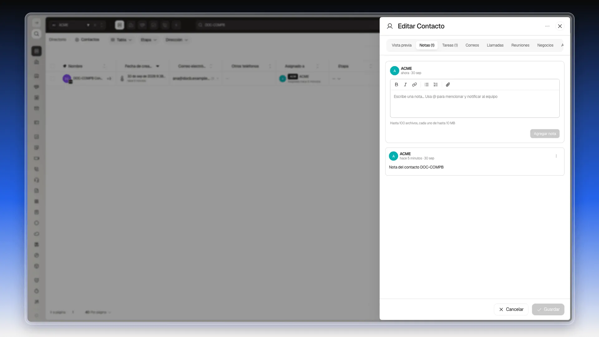 Pestaña Notas de la ficha de un contacto con una nota ya agregada