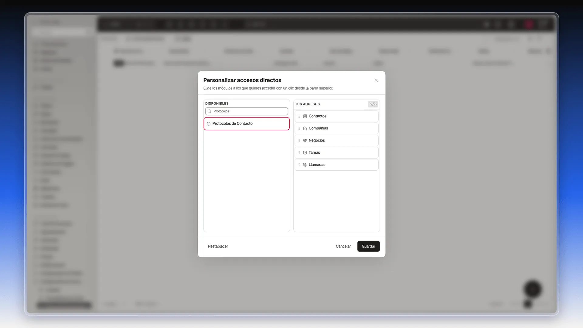 Diálogo Personalizar accesos directos con Protocolos de Contacto resaltado en la lista Disponibles