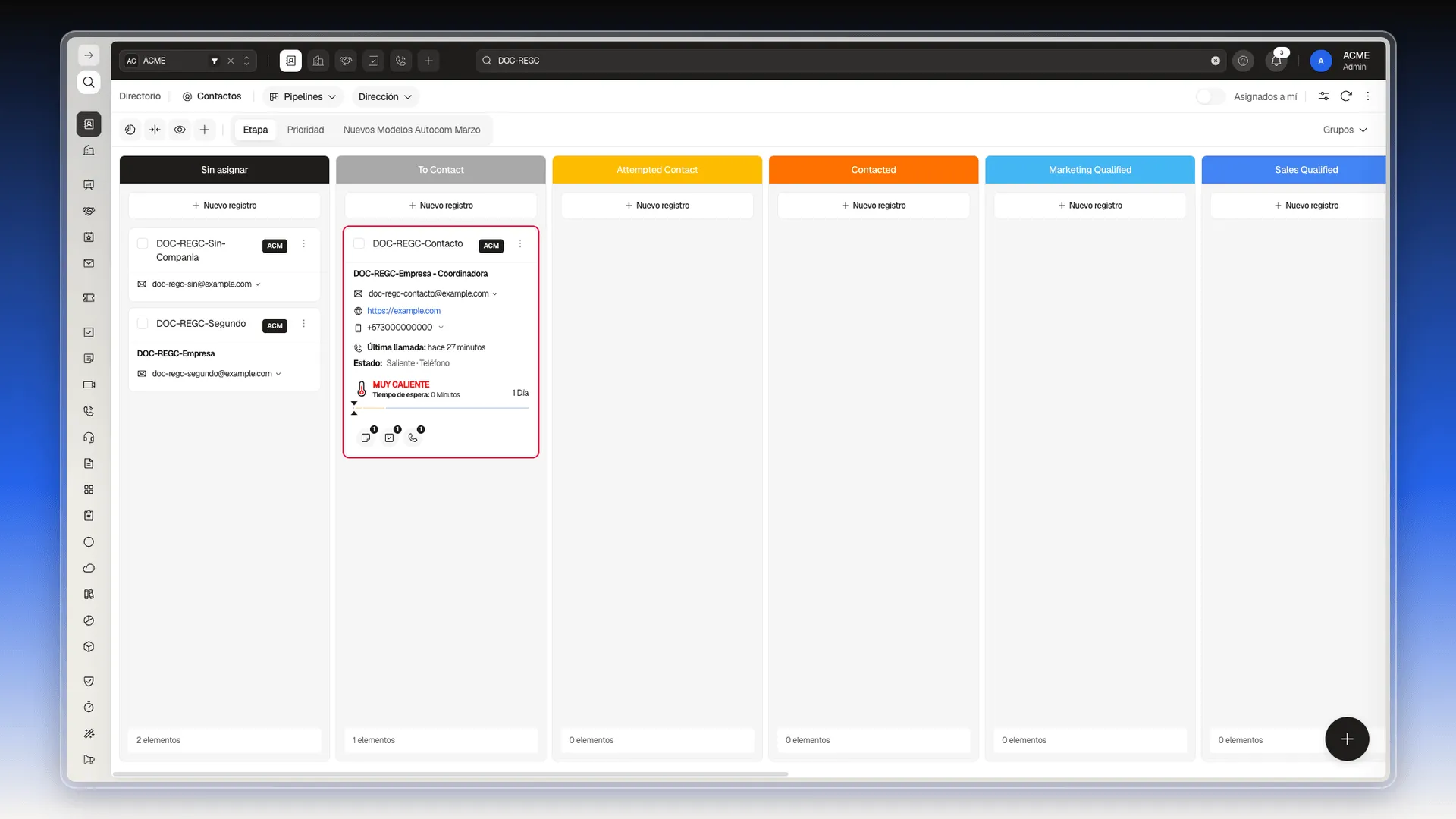 Tarjeta de contacto en el tablero, marcada con un recuadro rojo, mostrando nombre, compañía y cargo, correo, sitio web, teléfono, última llamada, estado y el indicador de temperatura