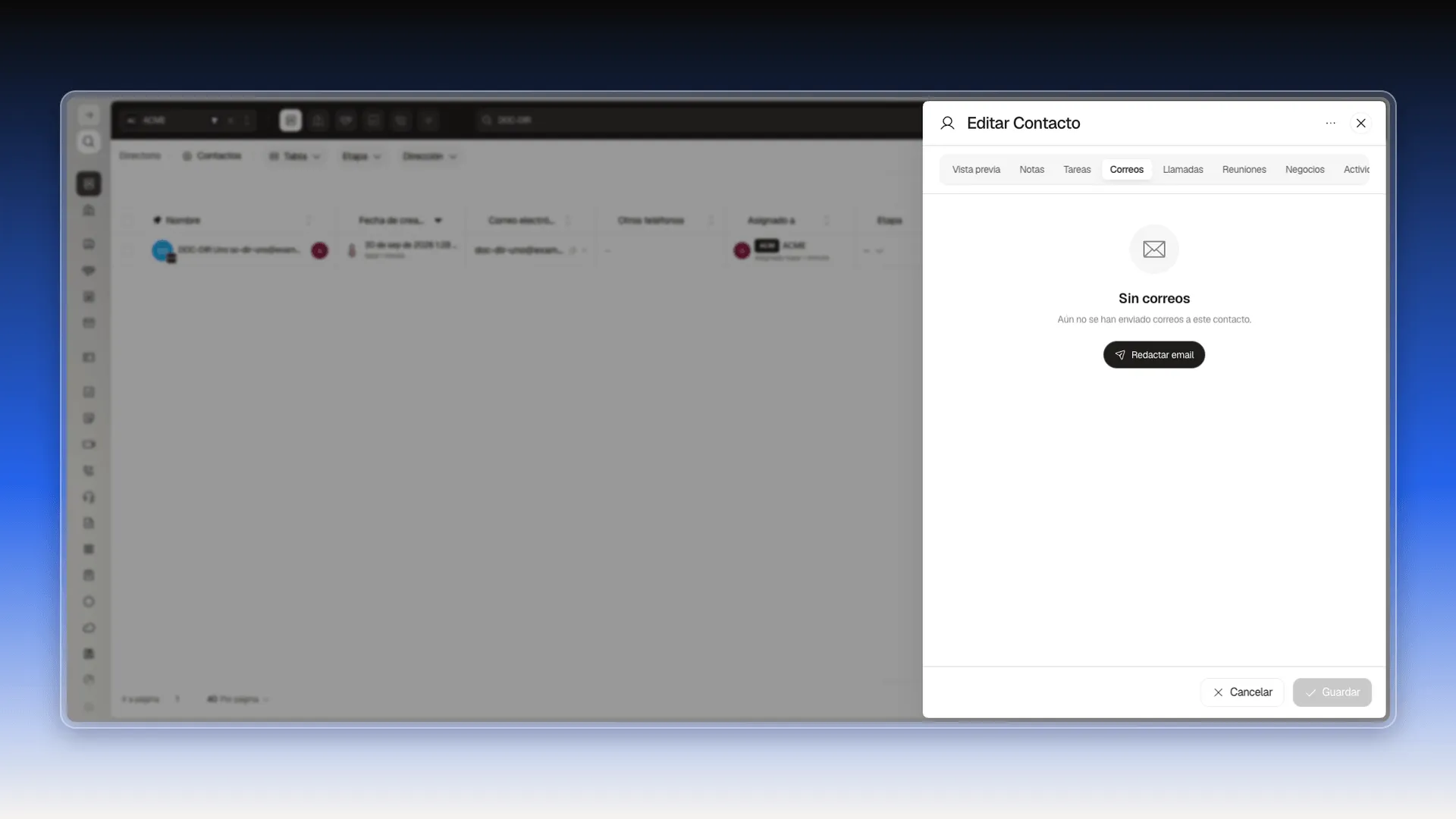 Pestaña Correos de la ficha de un contacto sin correos enviados, con el aviso Sin correos y el botón Redactar email