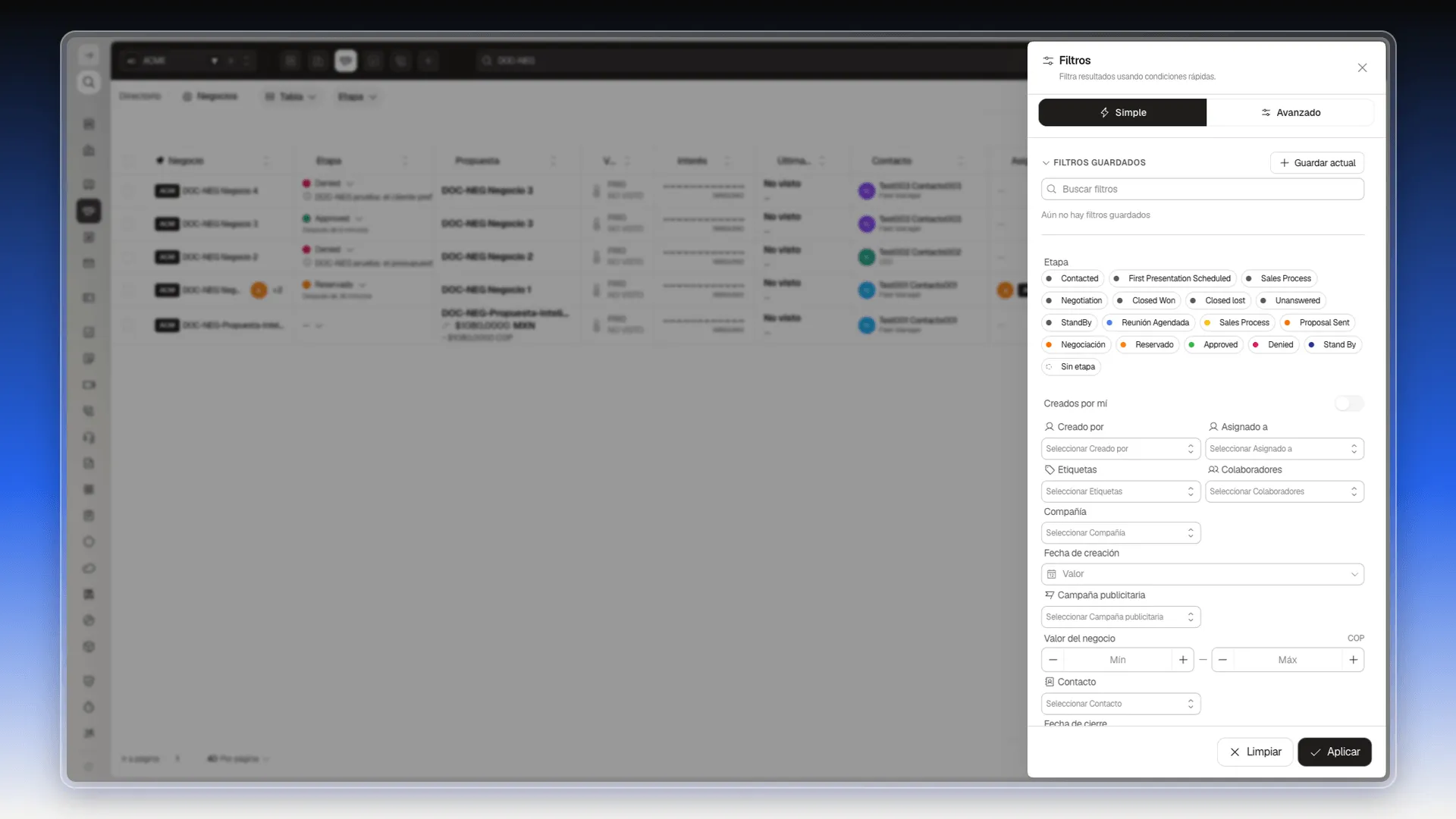 Panel Filtros abierto con las etapas como botones, Creados por mí, Asignado a, Etiquetas, Compañía, Valor del negocio y los botones Limpiar y Aplicar