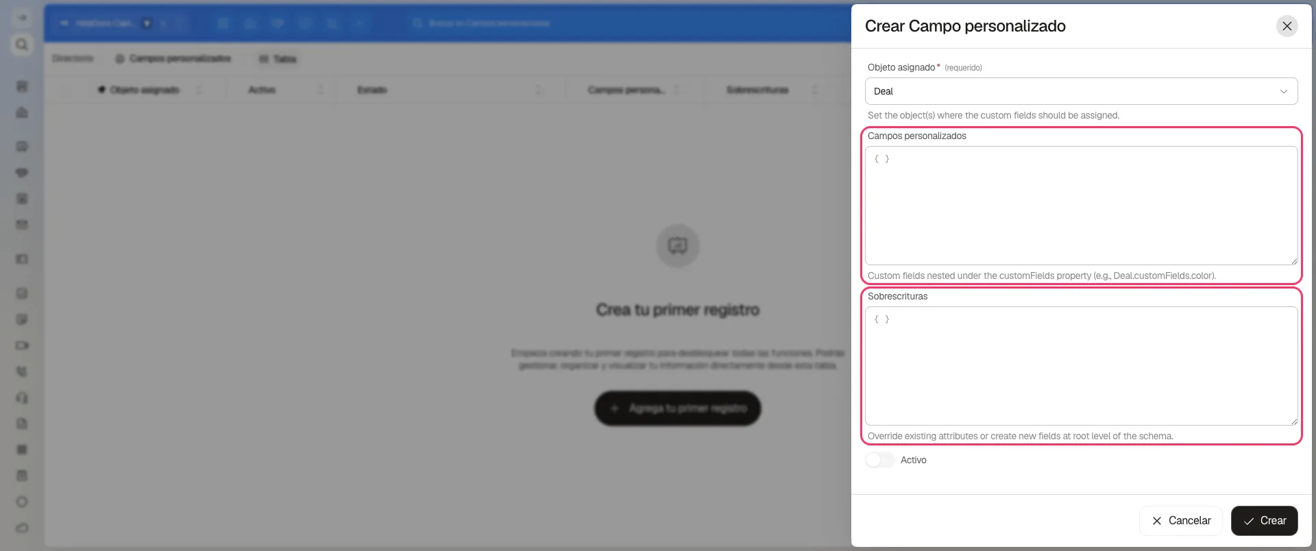 Panel Crear Campo personalizado con Deal como Objeto asignado y los recuadros Campos personalizados y Sobrescrituras resaltados
