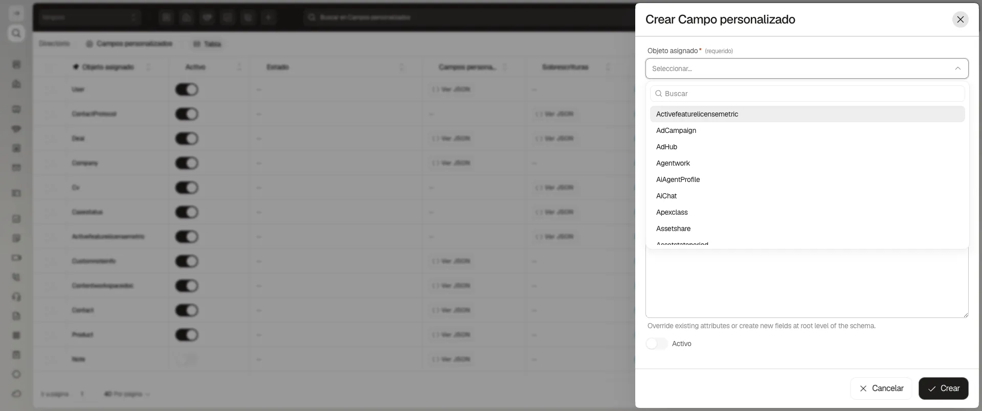 Panel Crear Campo personalizado con el desplegable Objeto asignado abierto y la lista de objetos en orden alfabético